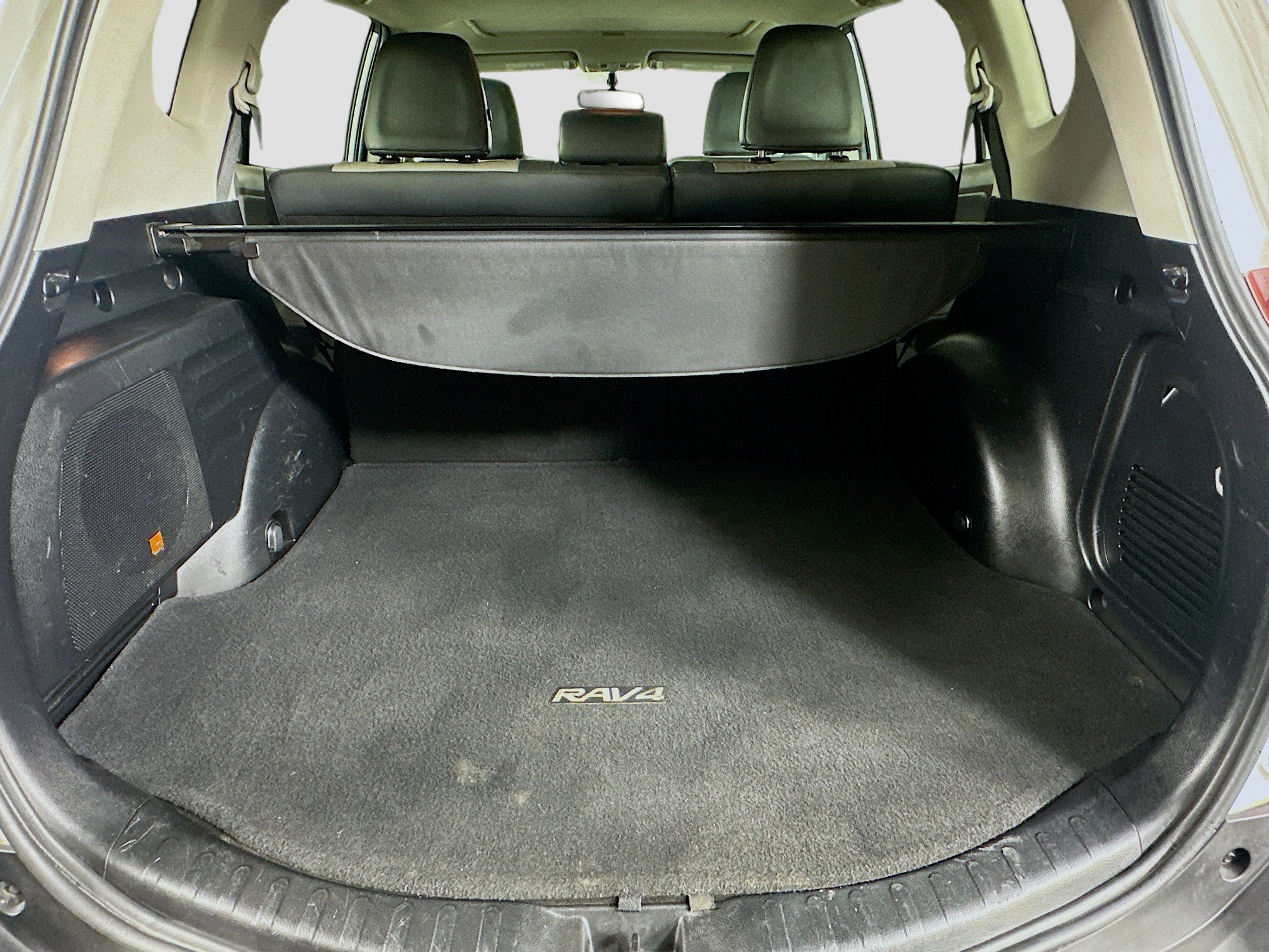 Used 2013 Toyota RAV4 Limited AWD/4WD image 28