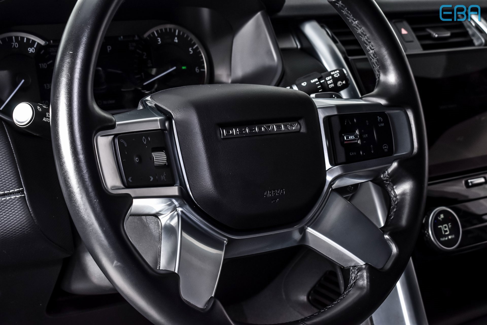 Used 2023 Land Rover Discovery S R-Dynamic image 18