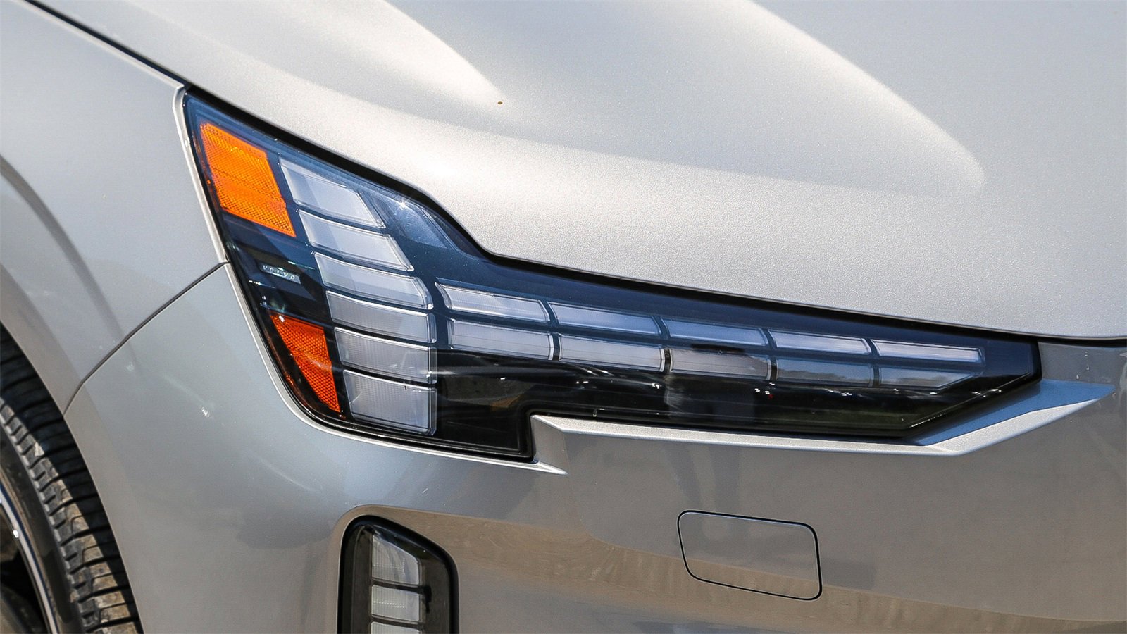 New 2025 Volvo EX90 Ultra image 4