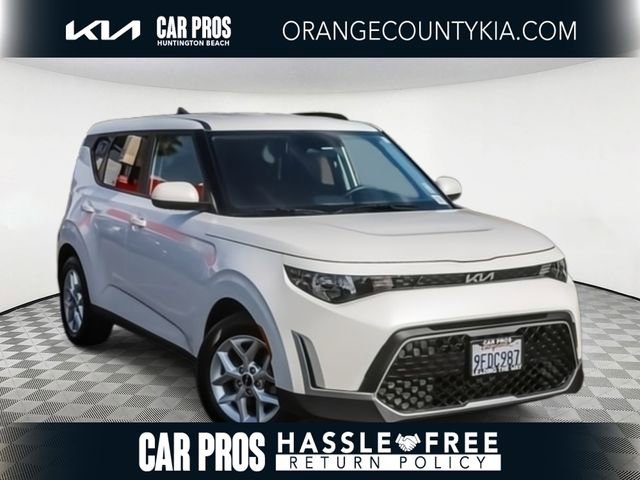 Used 2023 Kia Soul LX w/ LX Technology Package image 1