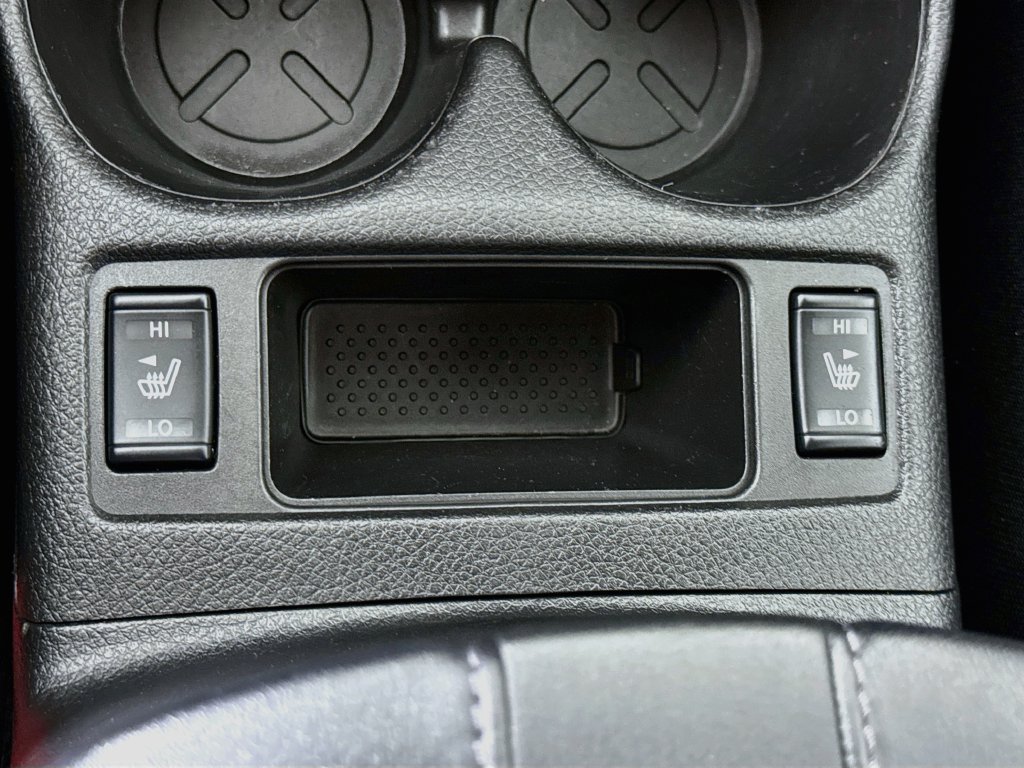Used 2020 Nissan Rogue SV FWD image 10