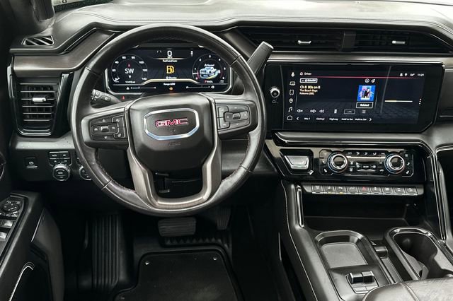 Used 2025 GMC Sierra 2500 AT4X image 15