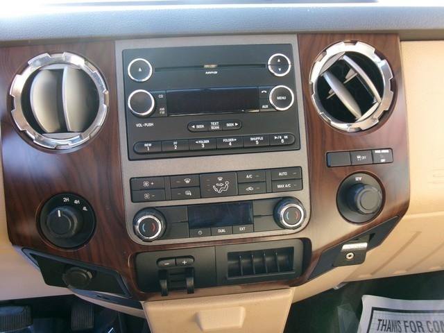 Used 2011 Ford F250 Lariat w/ Snow Plow Prep Pkg AWD/4WD image 12