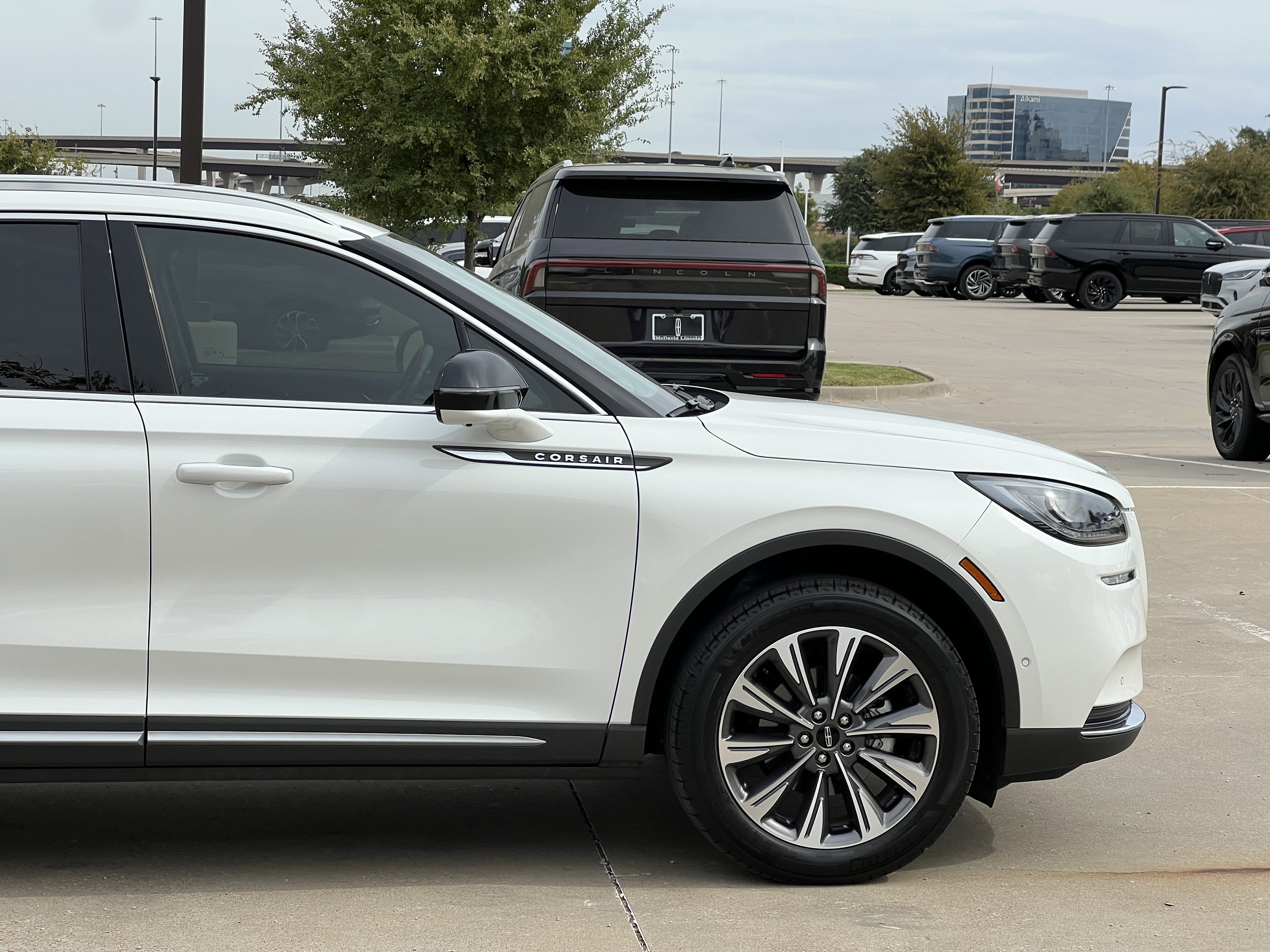 Certified 2022 Lincoln Corsair Reserve w/ Elements Package AWD/4WD image 12