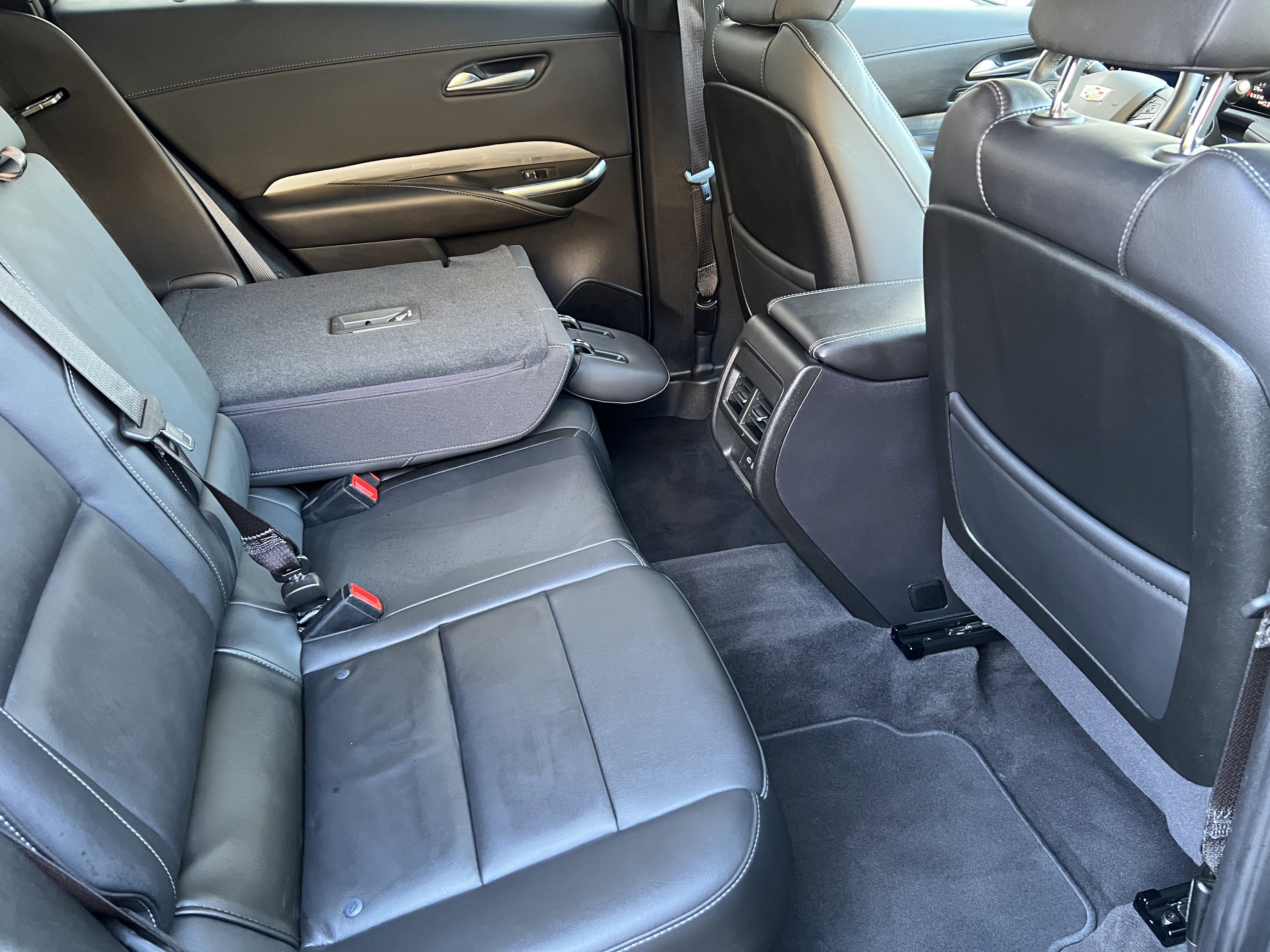 Used 2025 Cadillac XT4 Premium Luxury AWD/4WD image 21