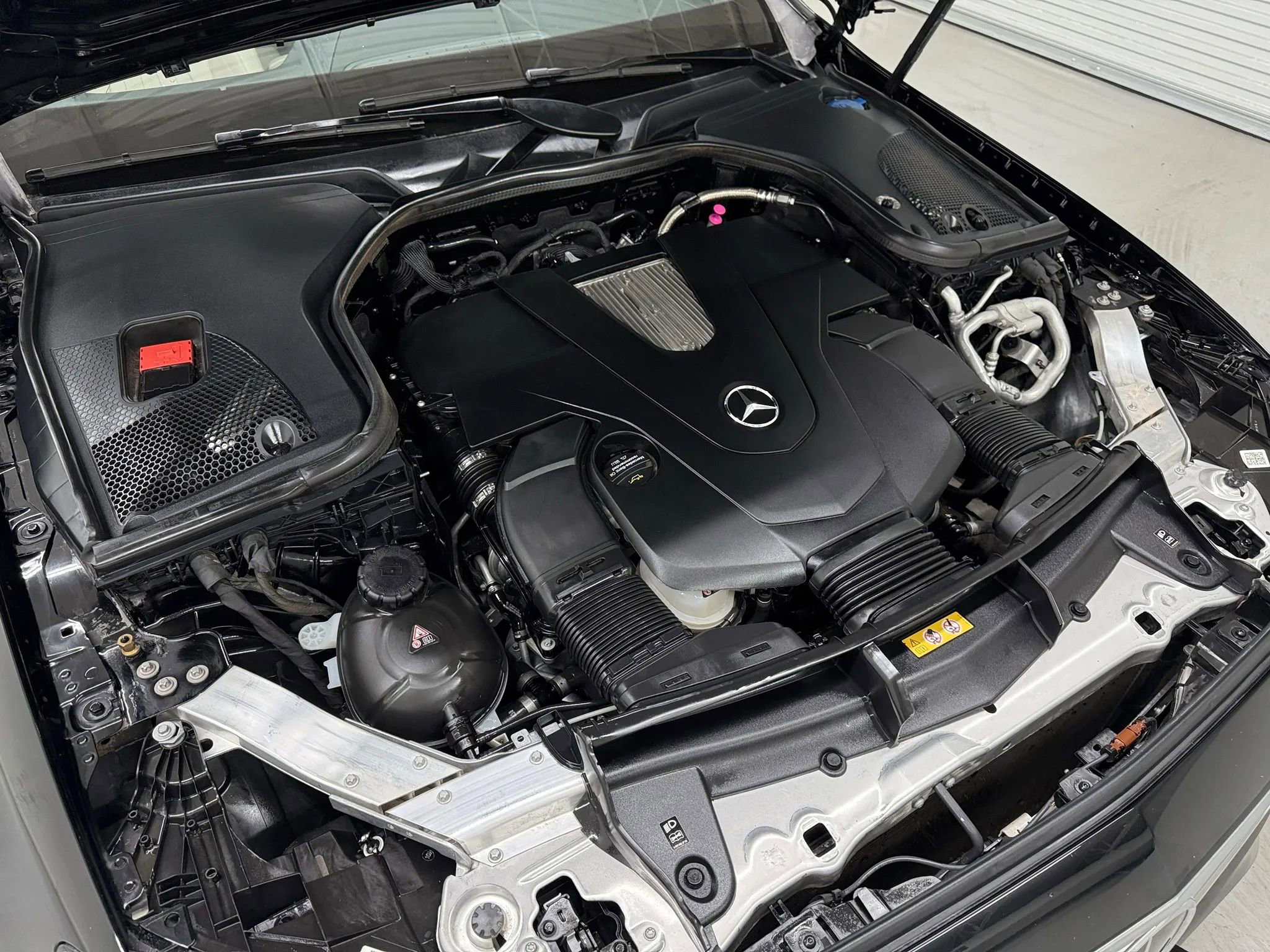 Used 2020 Mercedes-Benz E 450 4MATIC Wagon image 50