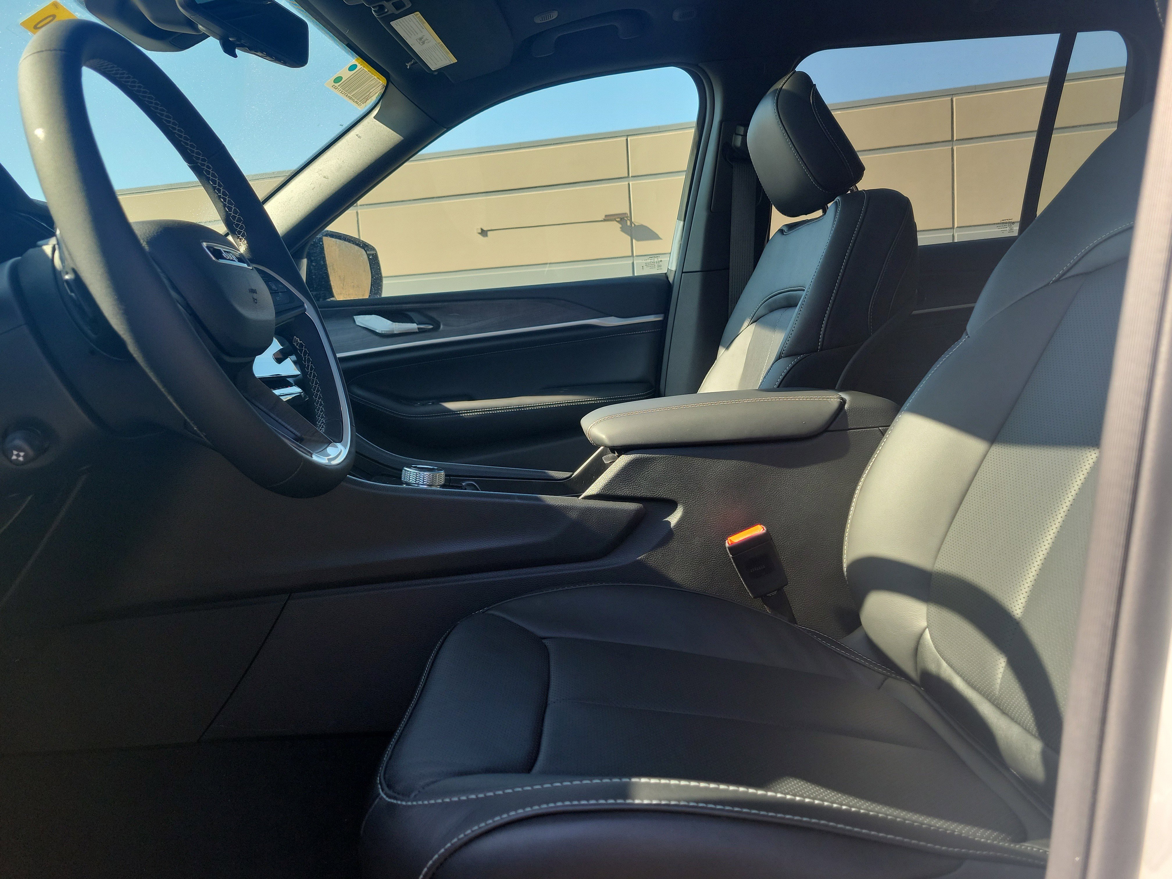 New 2026 Jeep Grand Cherokee Limited Reserve image 23