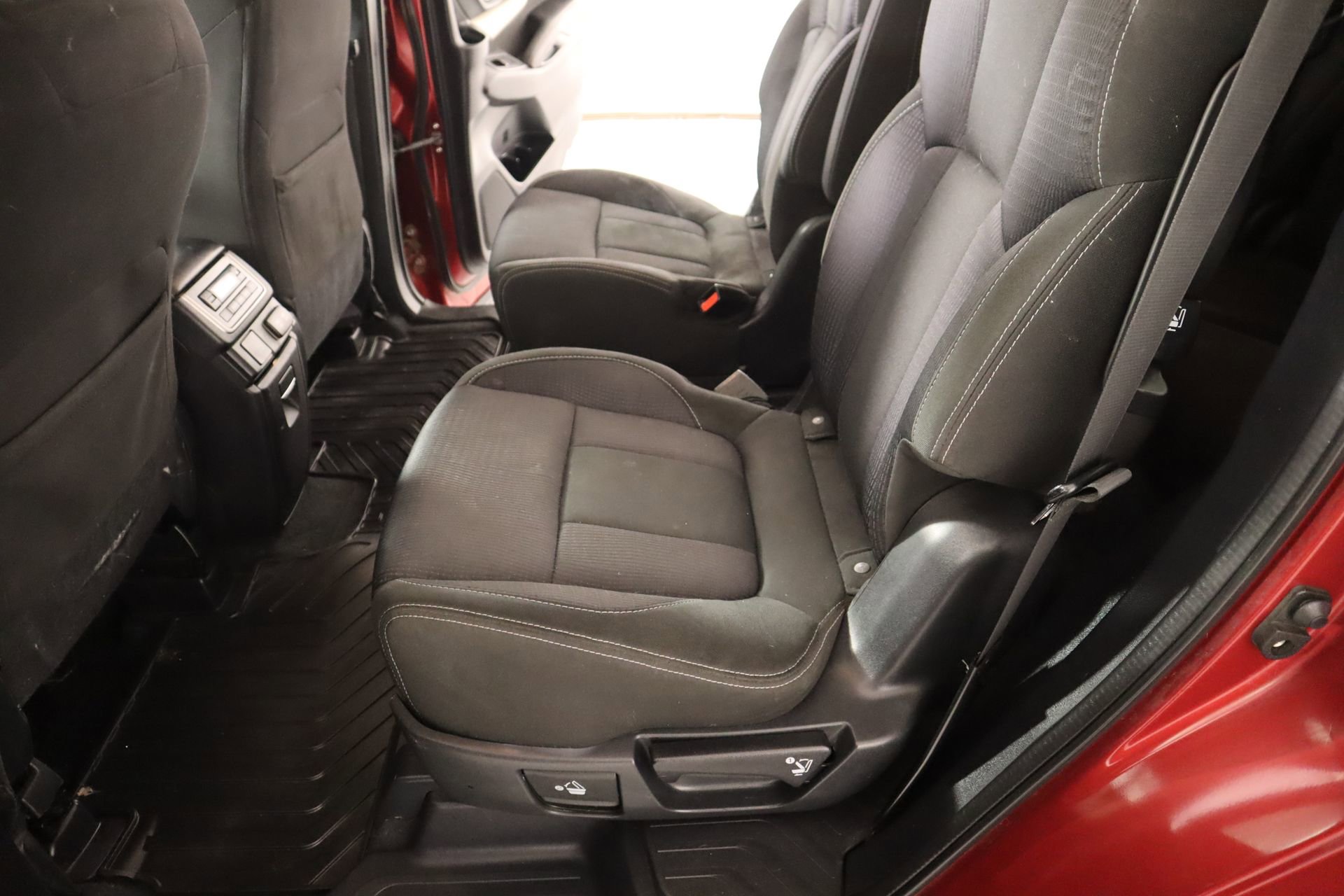Used 2020 Subaru Ascent Premium w/ Sport Package image 12