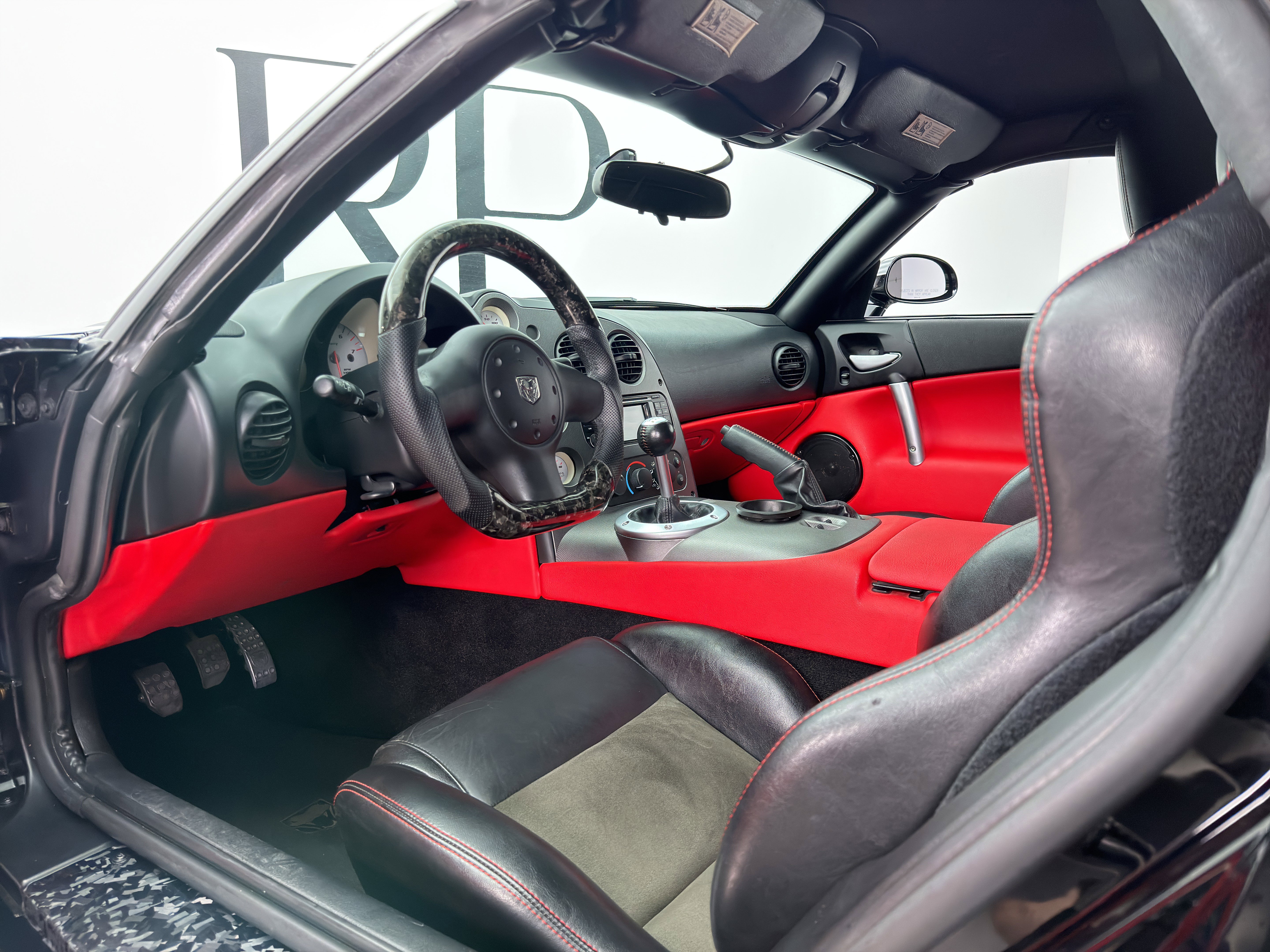 Used 2008 Dodge Viper SRT-10 w/ Protection Group RWD image 2