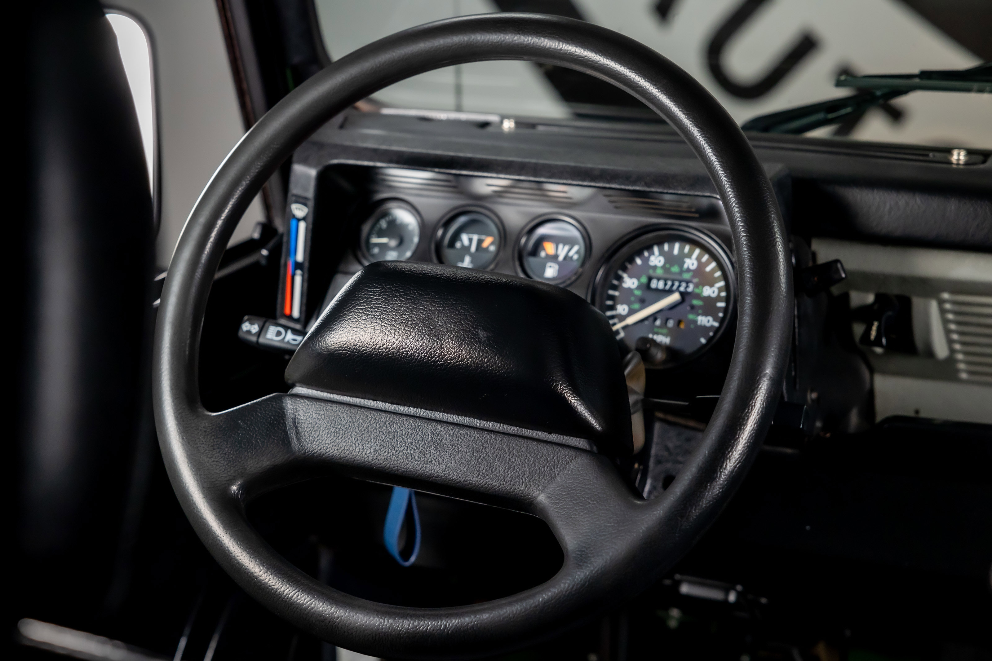 Used 1994 Land Rover Defender 90 AWD/4WD image 16