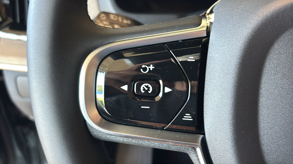New 2027 Volvo XC90 B6 Ultra AWD/4WD image 15