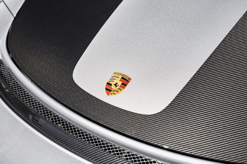 Used 2019 Porsche 911 GT2 RS RWD image 15