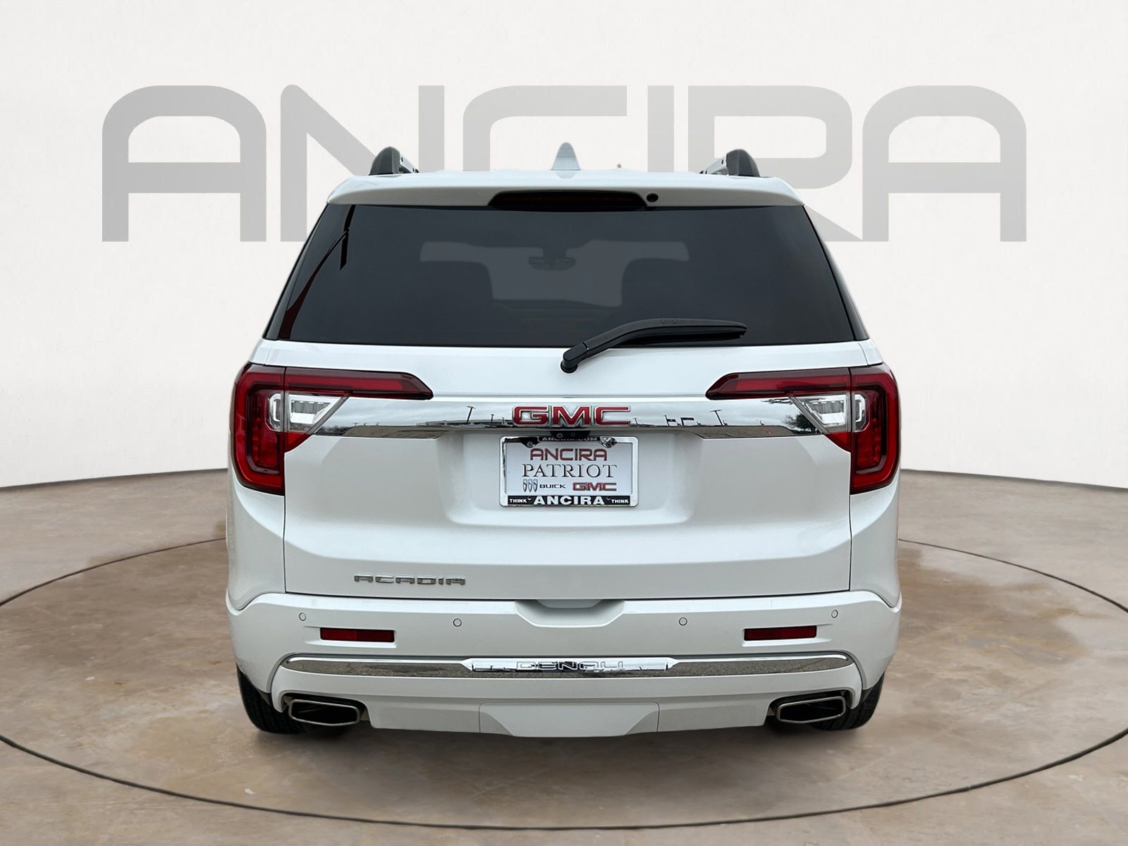 Used 2023 GMC Acadia Denali w/ Denali Ultimate Package image 9