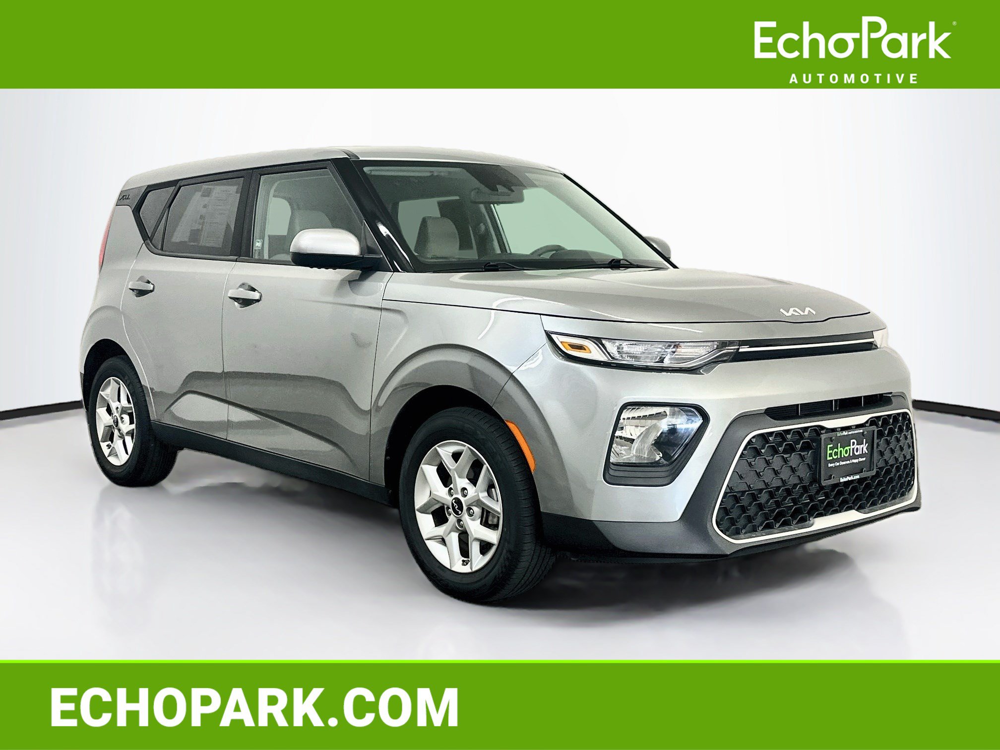 Used 2022 Kia Soul LX w/ Technology Package FWD image 1