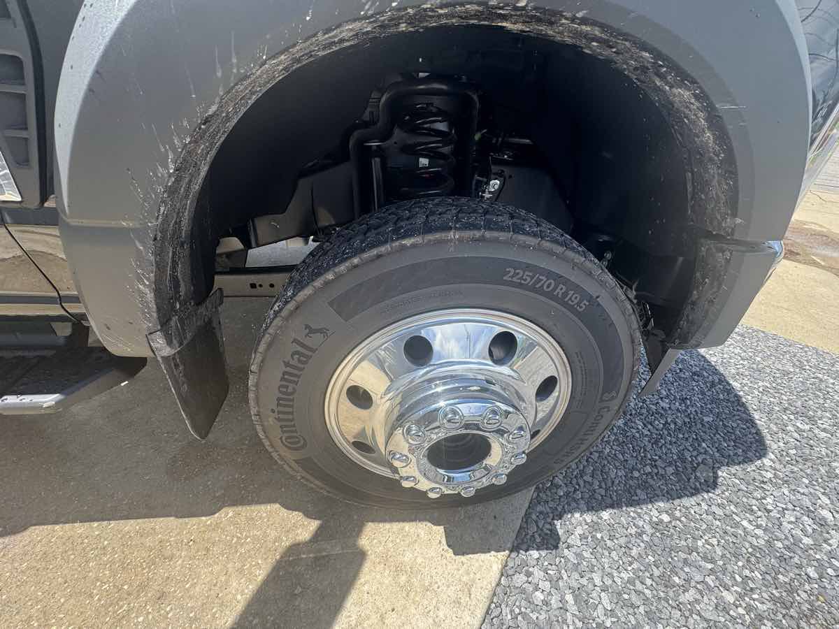 Used 2026 Ford F450 Lariat AWD/4WD image 35