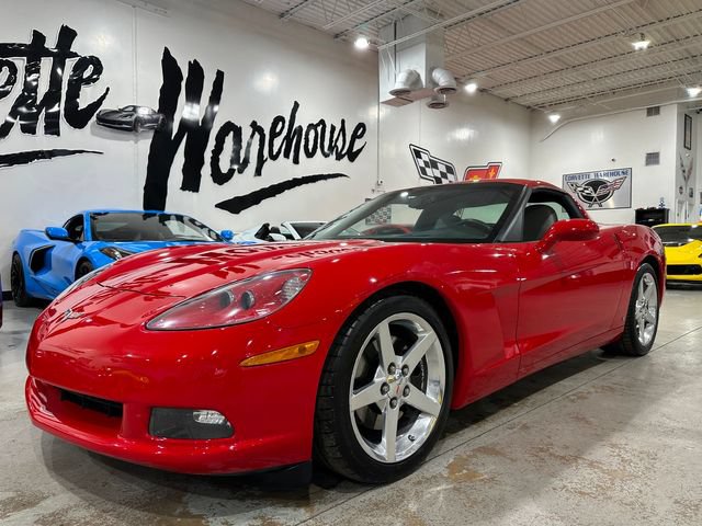 Used 2006 Chevrolet Corvette Coupe w/ Preferred Equipment Group RWD image 31