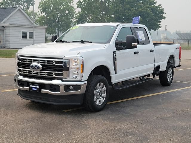 Certified 2024 Ford F250 XLT AWD/4WD image 2