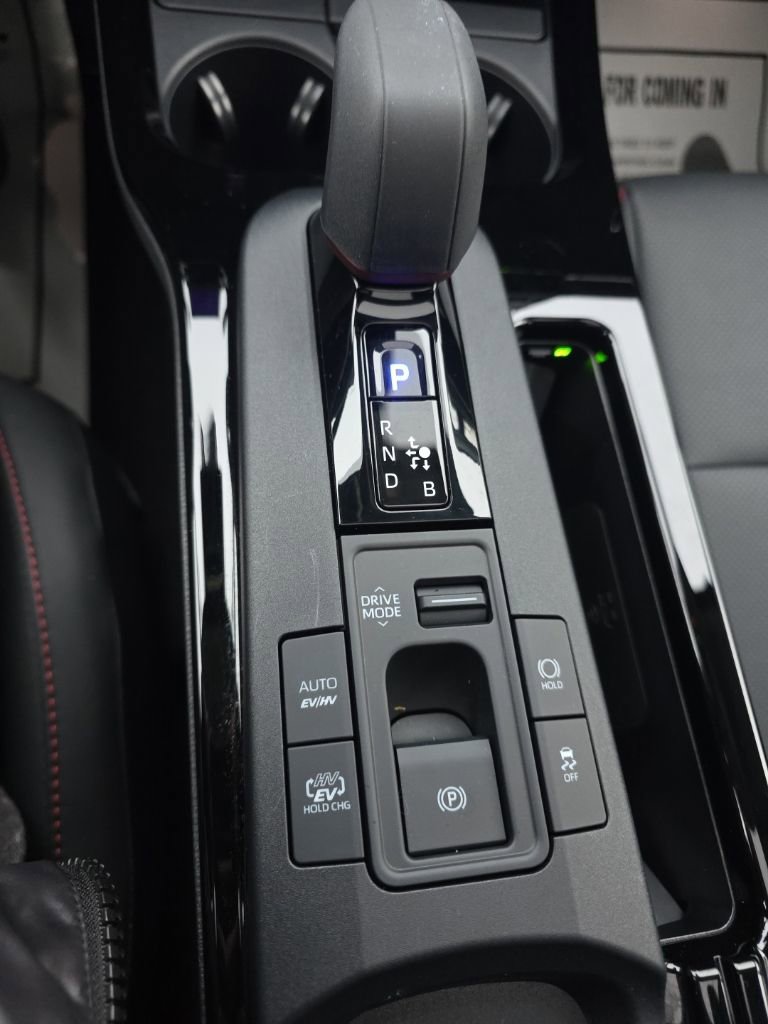 Used 2024 Toyota Prius Prime Premium image 23