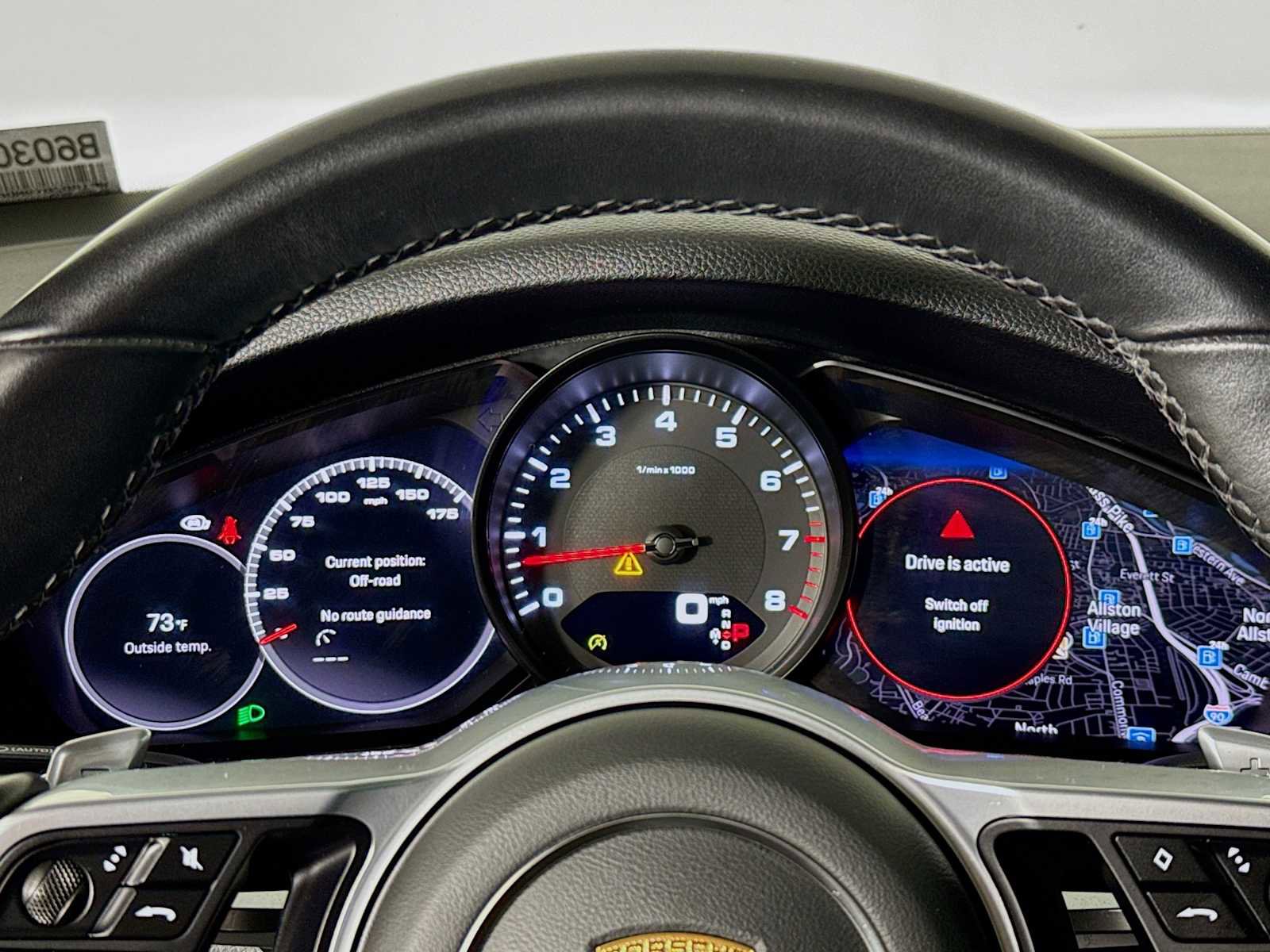 Used 2022 Porsche Cayenne image 13