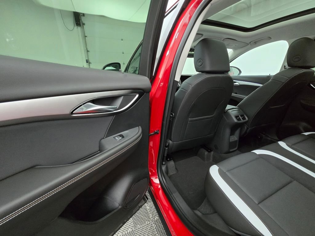 New 2025 Buick Envision Sport Touring image 39