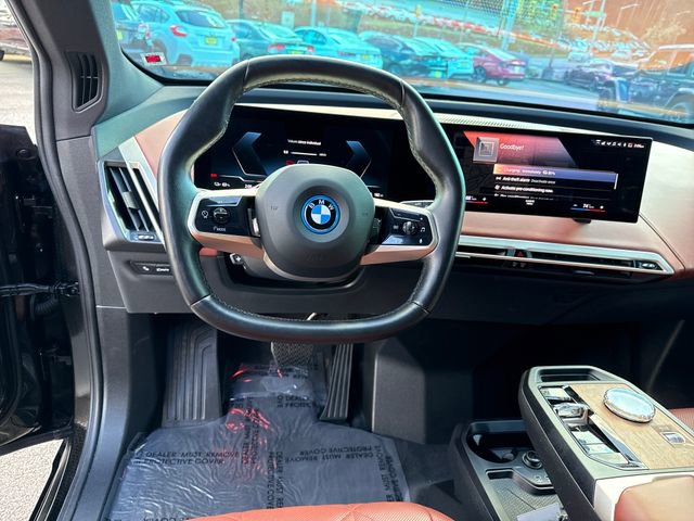 Used 2022 BMW iX xDrive50 w/ Sport Package image 22