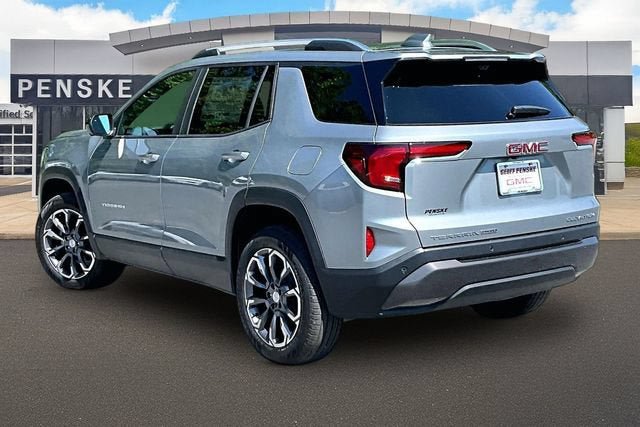 New 2026 GMC Terrain Elevation w/ Elevation Premium Package AWD/4WD image 3
