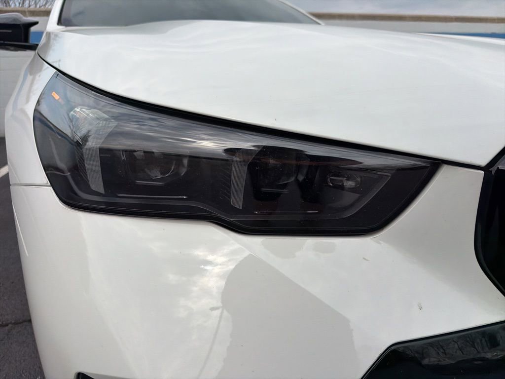 Used 2024 BMW i5 M60 w/ Premium Package image 9