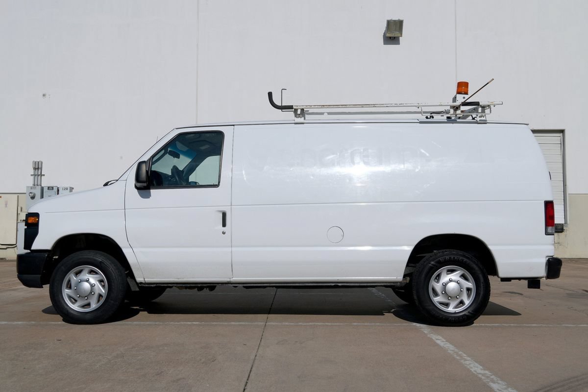 Used 2014 Ford E-150 and Econoline 150 w/ Power Group RWD image 13