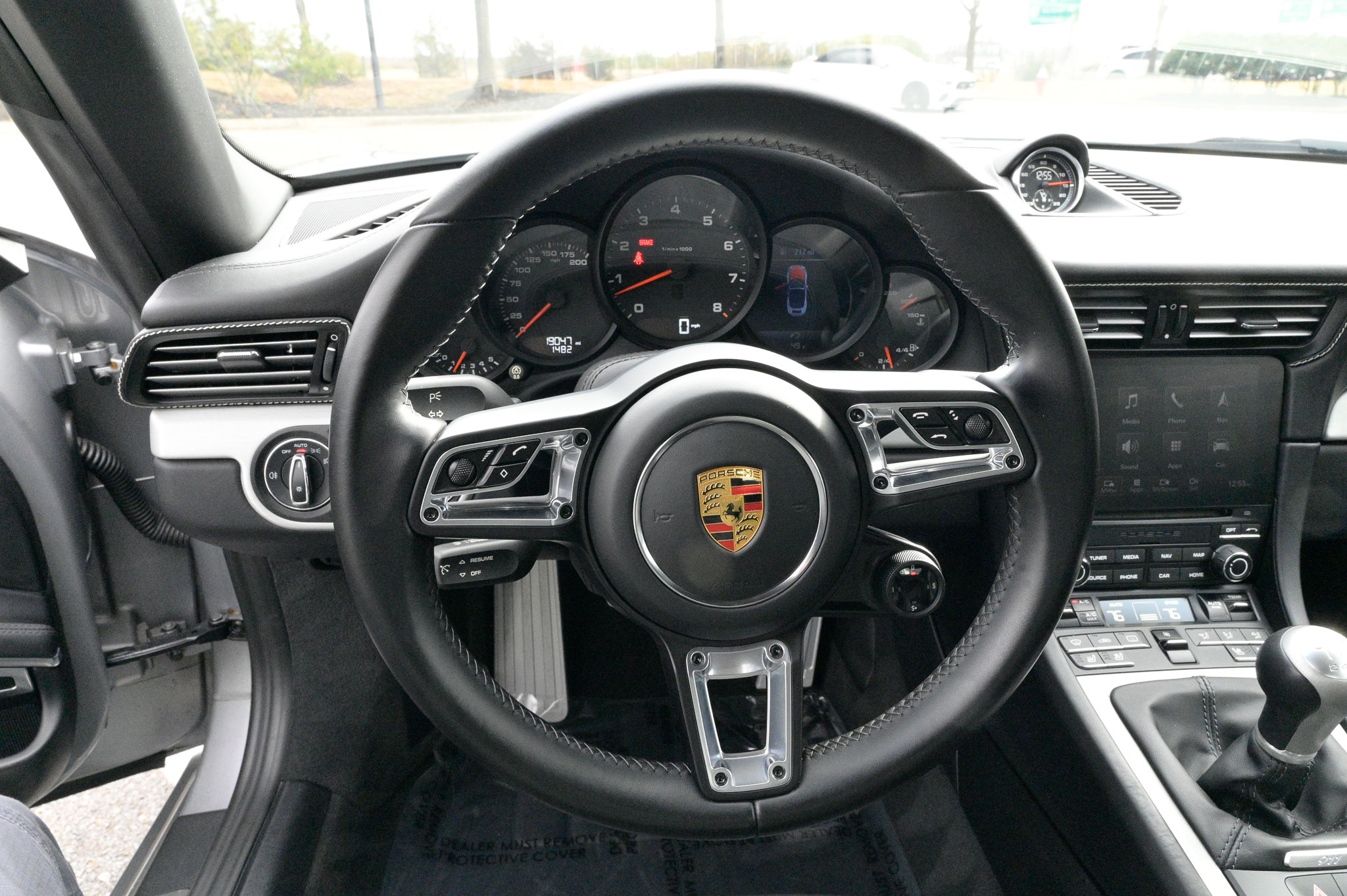 Used 2017 Porsche 911 Carrera 4S image 22