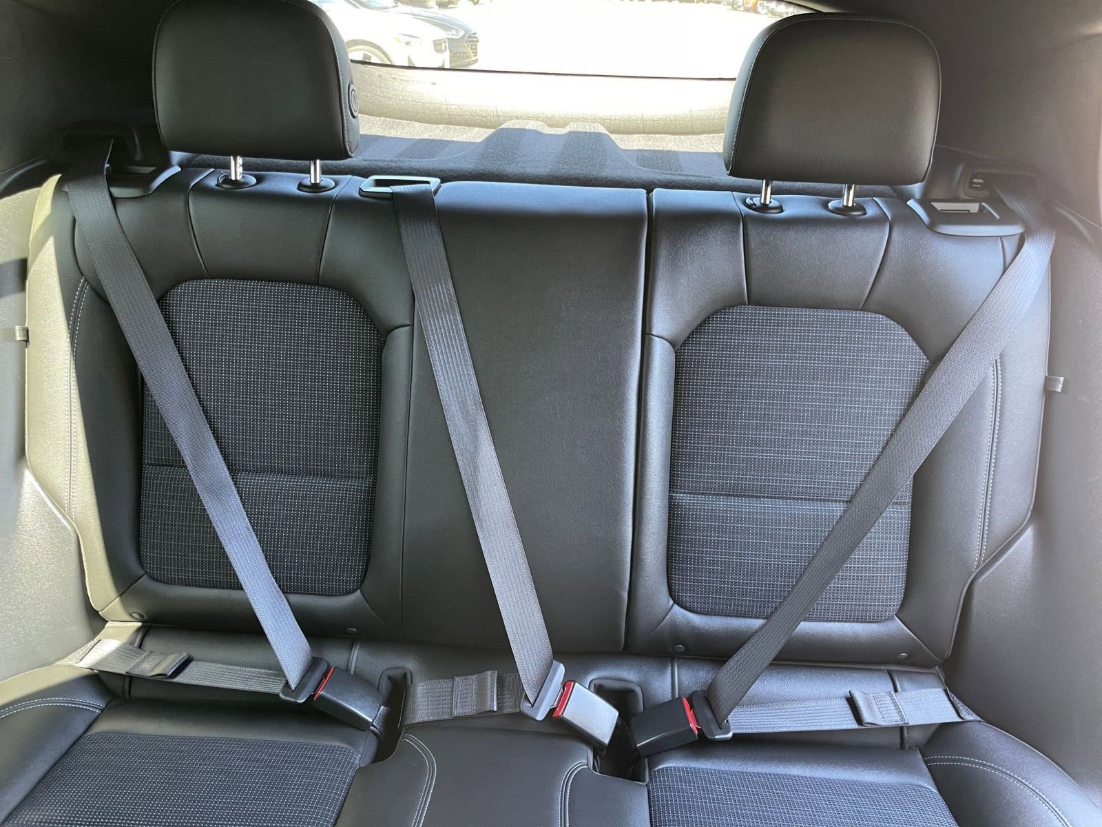 Used 2025 Buick Envista Preferred image 38