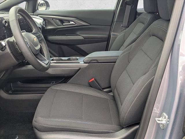 New 2026 Chevrolet Equinox EV LT w/ Comfort Package AWD/4WD image 4