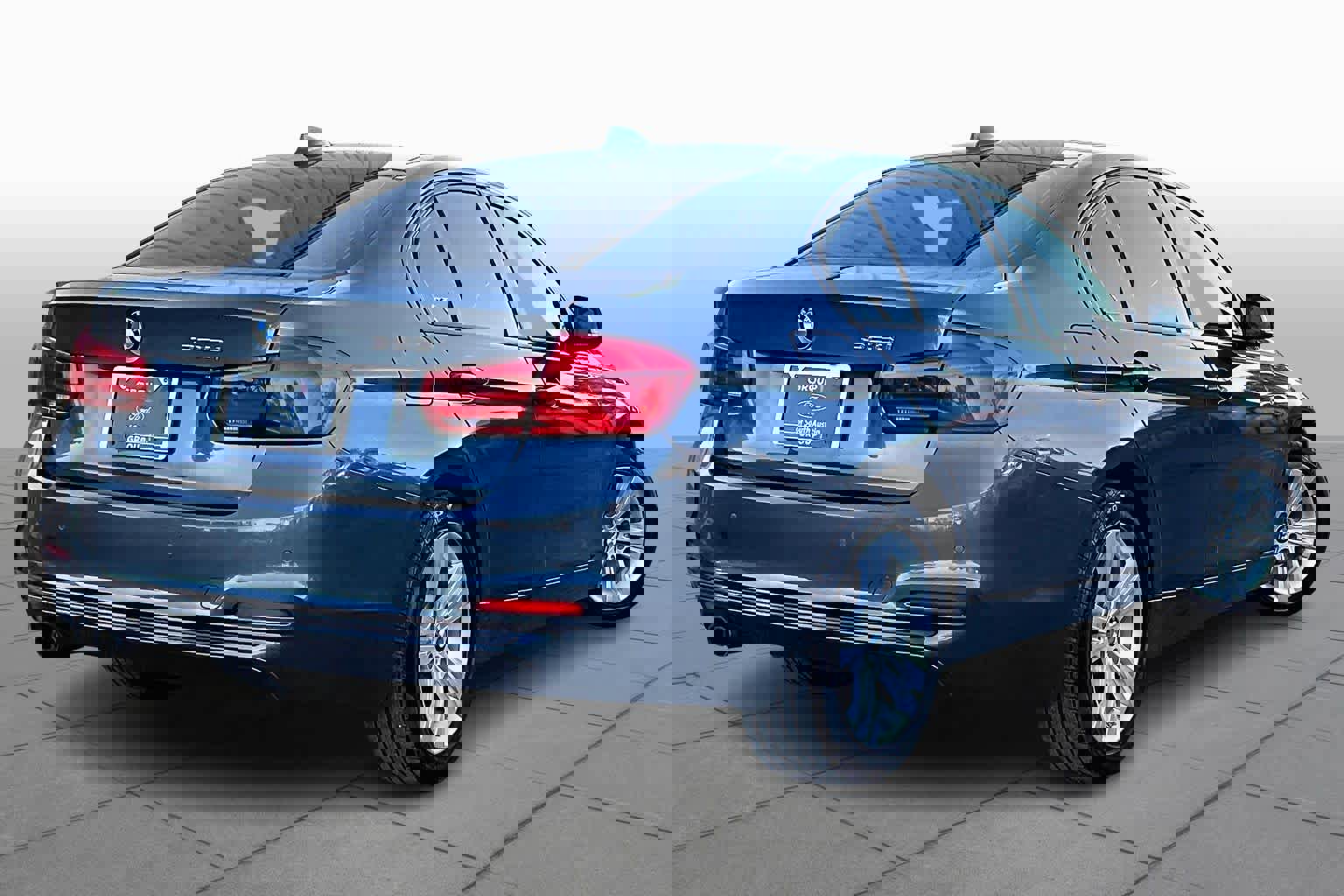 Used 2016 BMW 328i Sedan image 12