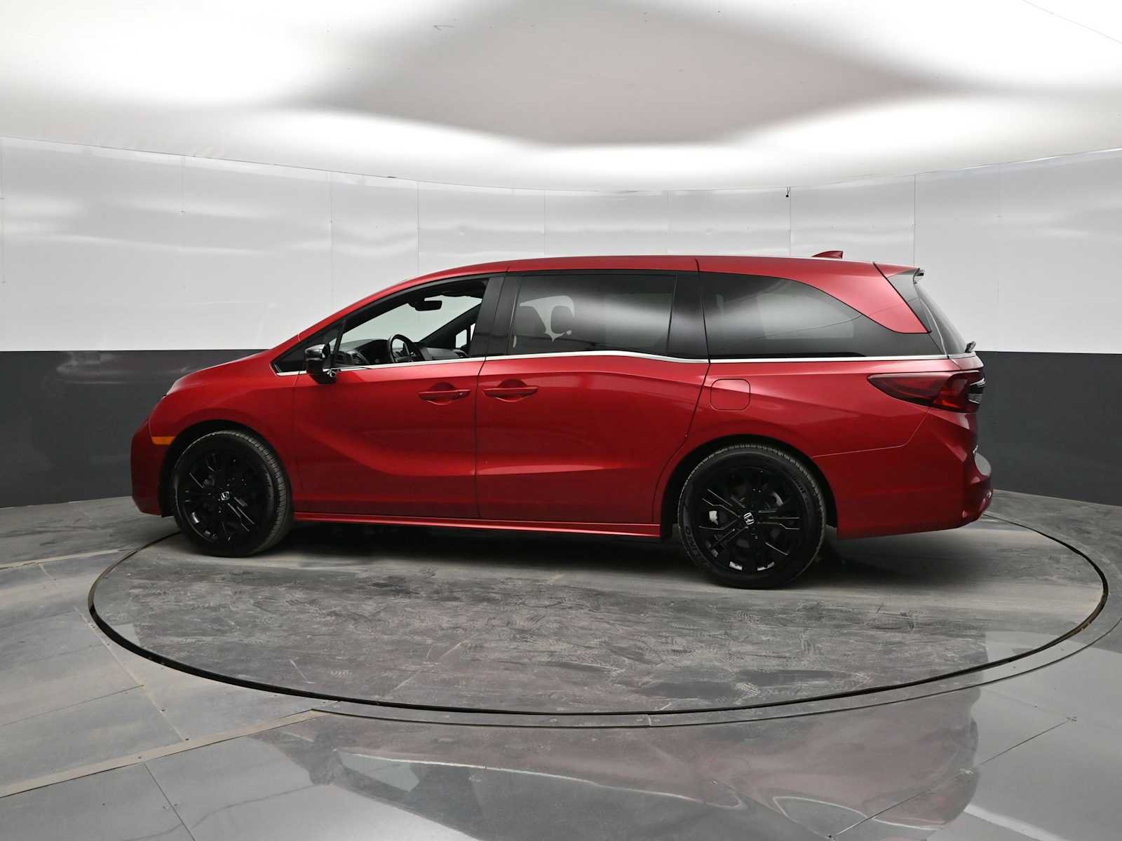 Used 2025 Honda Odyssey Sport-L image 5
