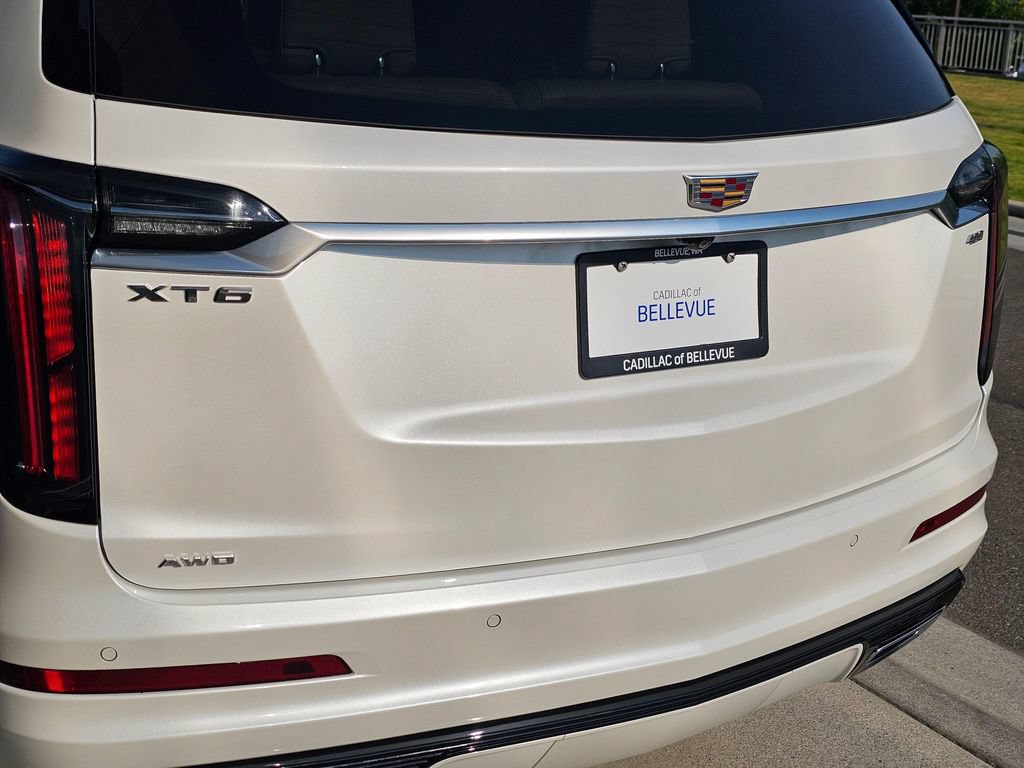 Certified 2023 Cadillac XT6 Sport w/ Platinum Package AWD/4WD image 15
