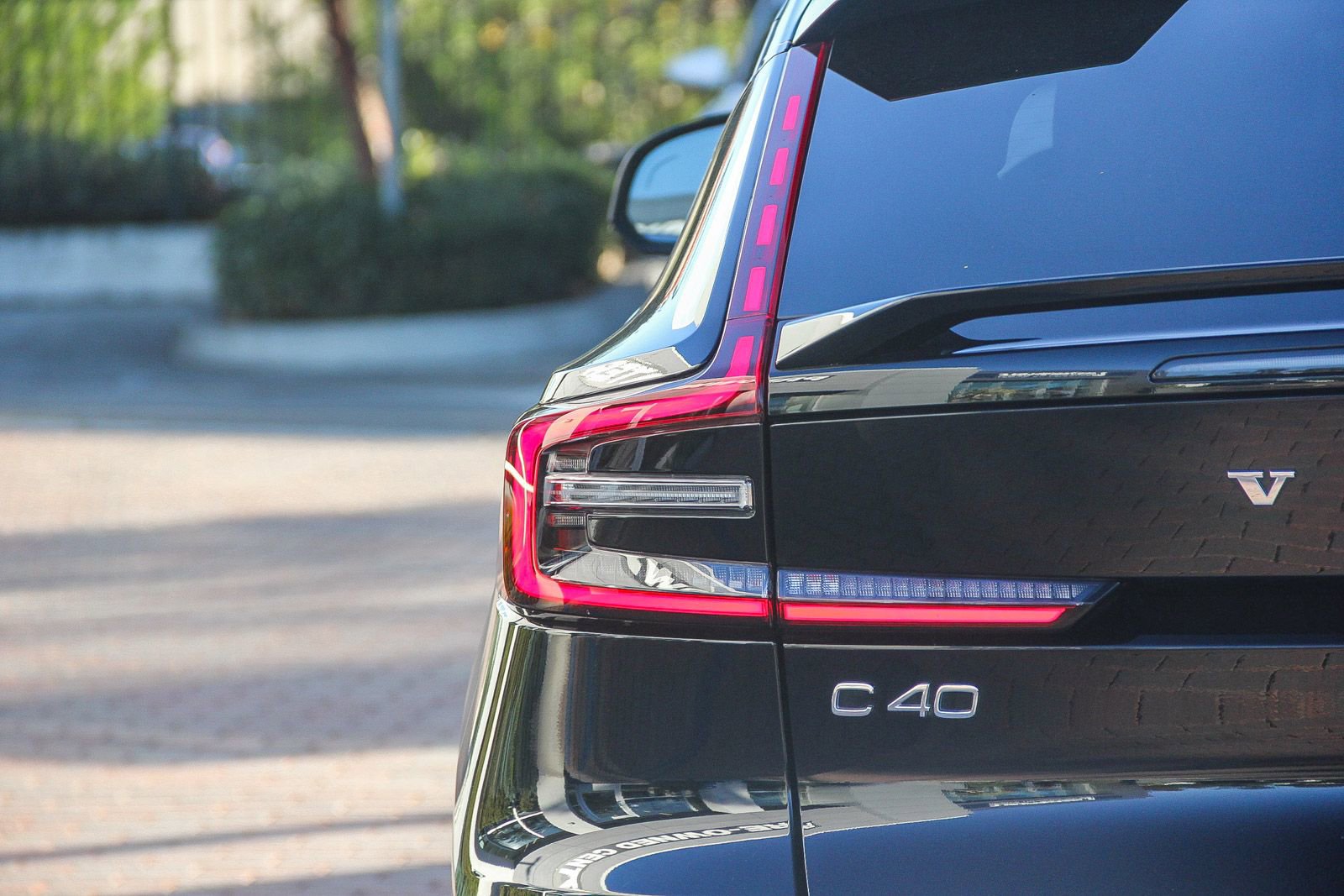 Used 2023 Volvo C40 P8 Recharge Plus w/ Protection Package Premier image 10