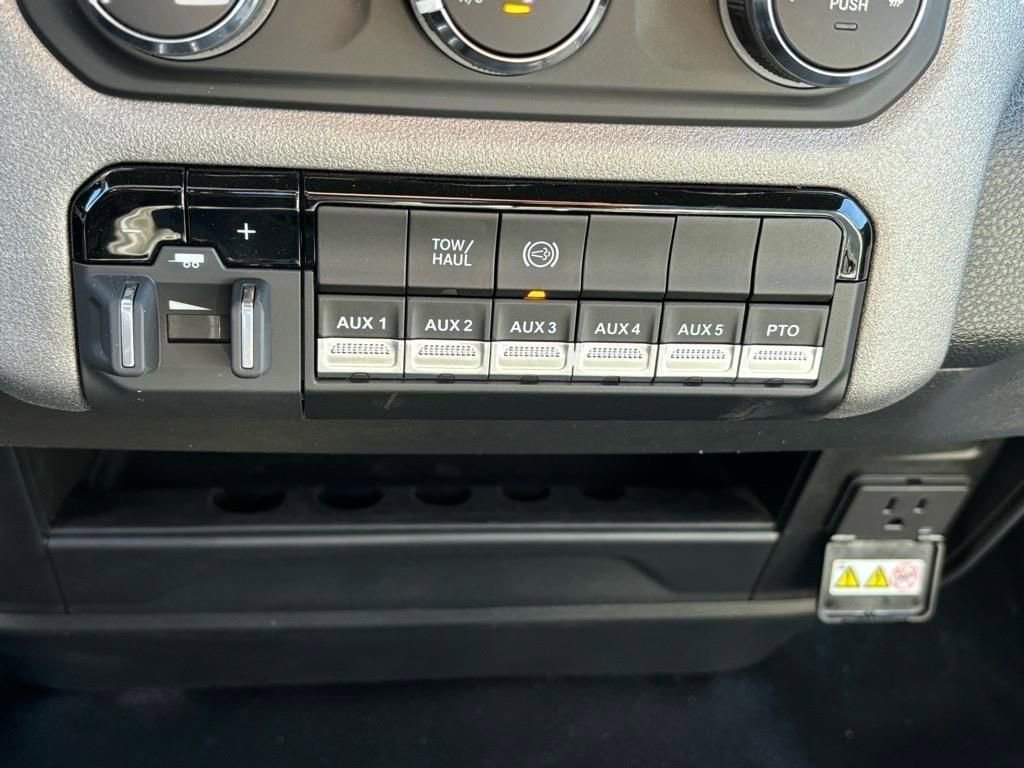 New 2024 RAM 5500 Tradesman image 23