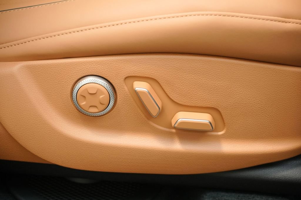 New 2025 Genesis GV80 3.5T Prestige image 38