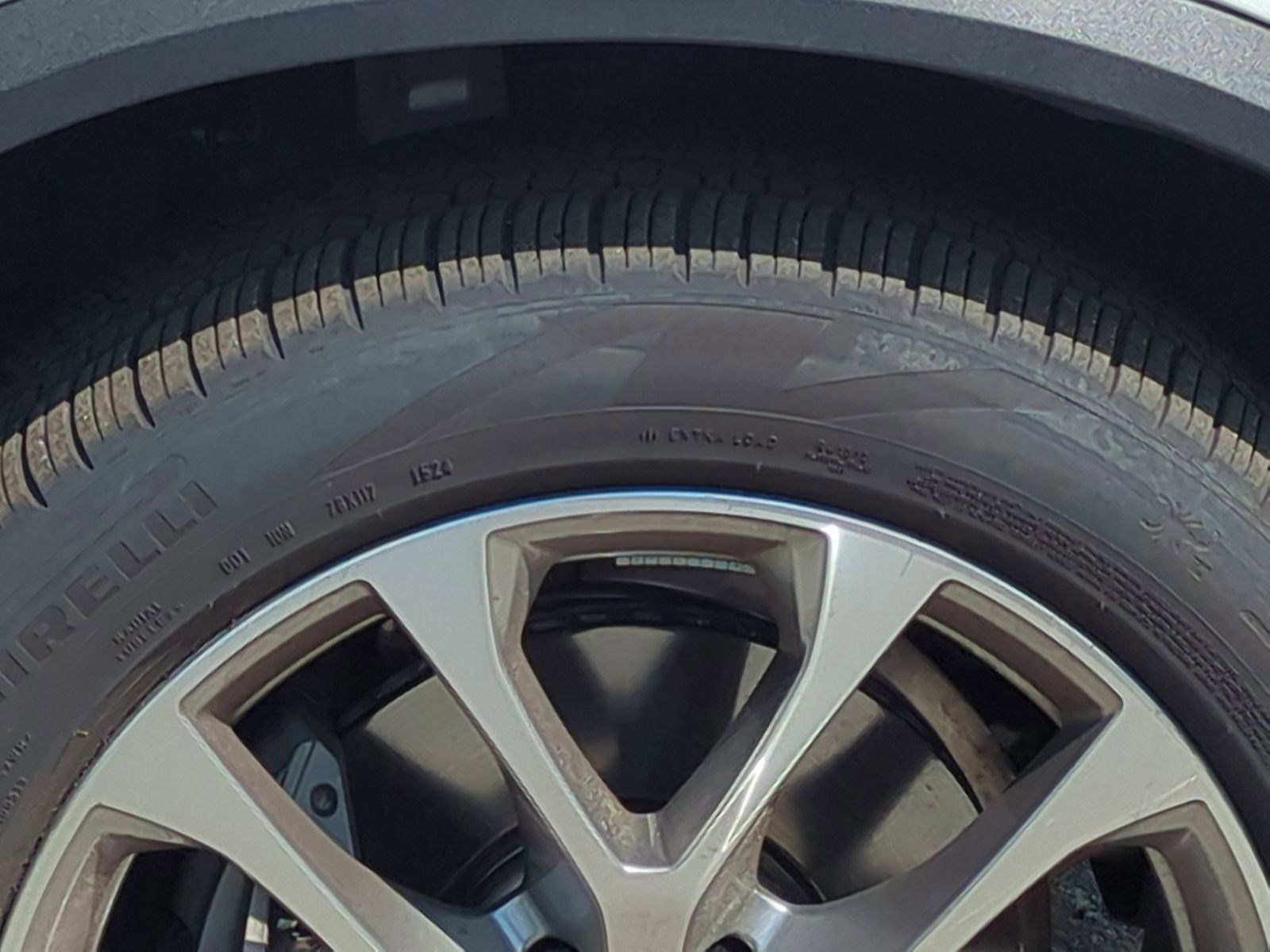 Certified 2025 BMW X5 xDrive40i w/ Executive Package image 12