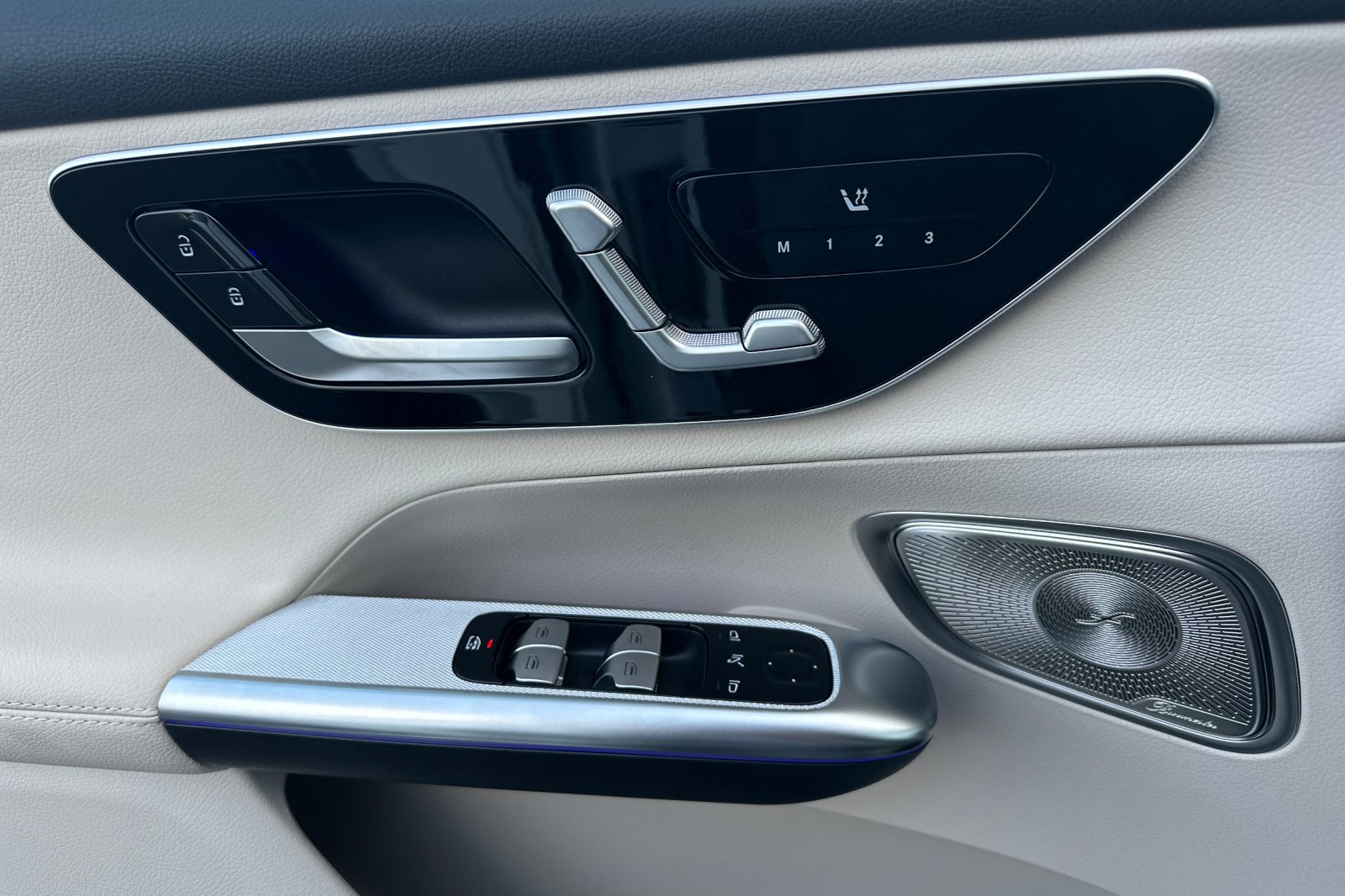 New 2026 Mercedes-Benz GLC 300 4MATIC image 11