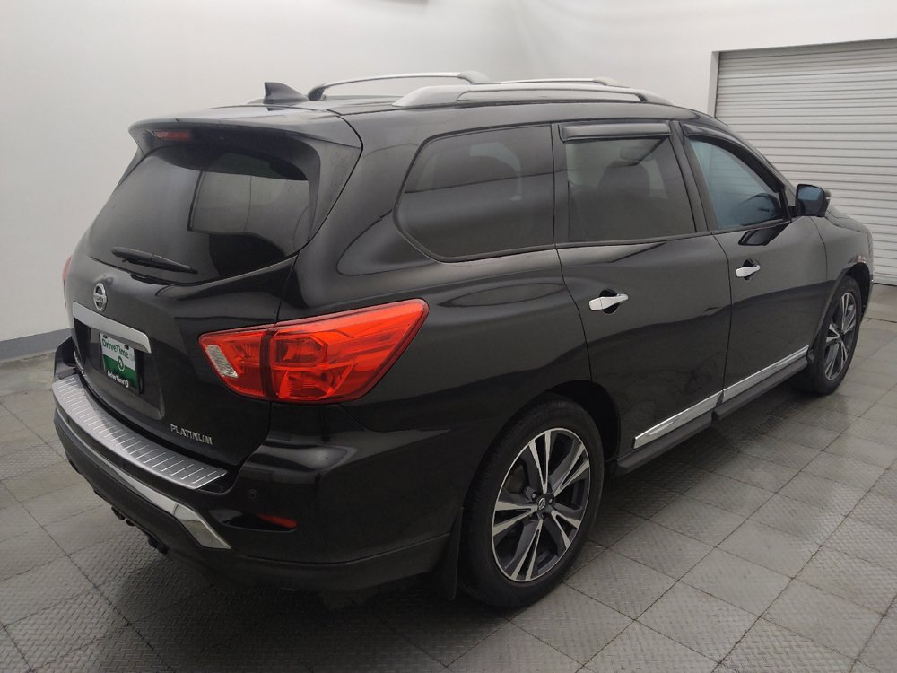 Used 2020 Nissan Pathfinder Platinum FWD image 9