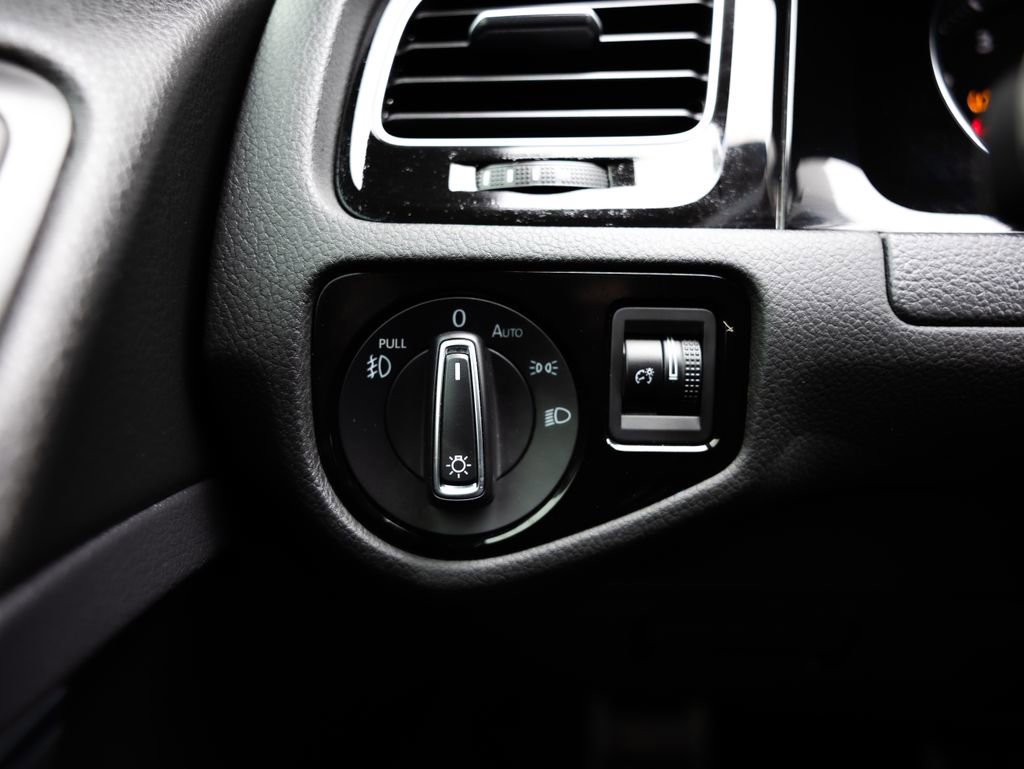 Used 2019 Volkswagen GTI S image 24