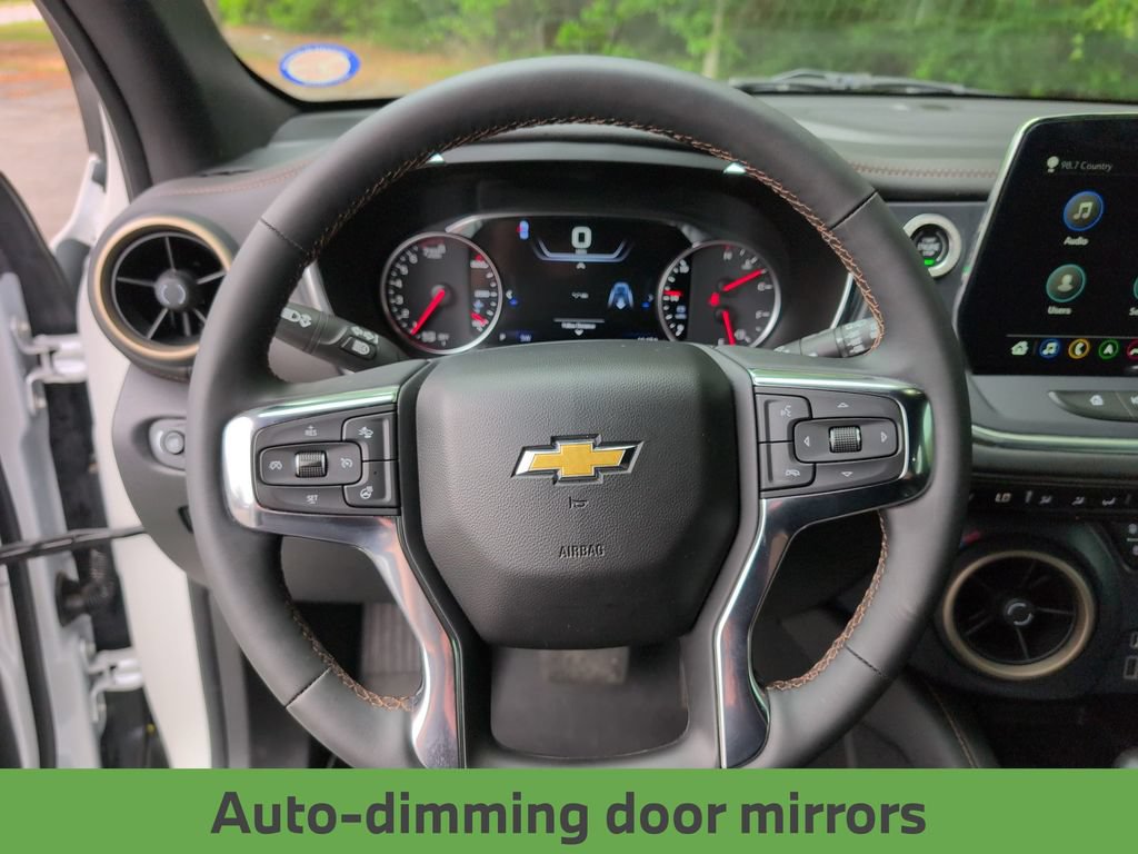 Used 2023 Chevrolet Blazer Premier w/ Driver Confidence II Package FWD image 15