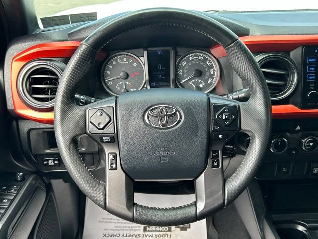 Used 2019 Toyota Tacoma TRD Off-Road AWD/4WD image 54