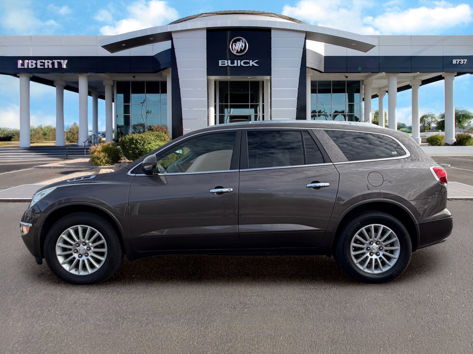 Used 2011 Buick Enclave CXL FWD image 7