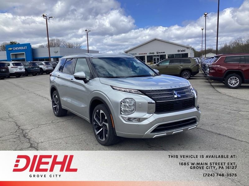 Used 2024 Mitsubishi Outlander SEL image 1