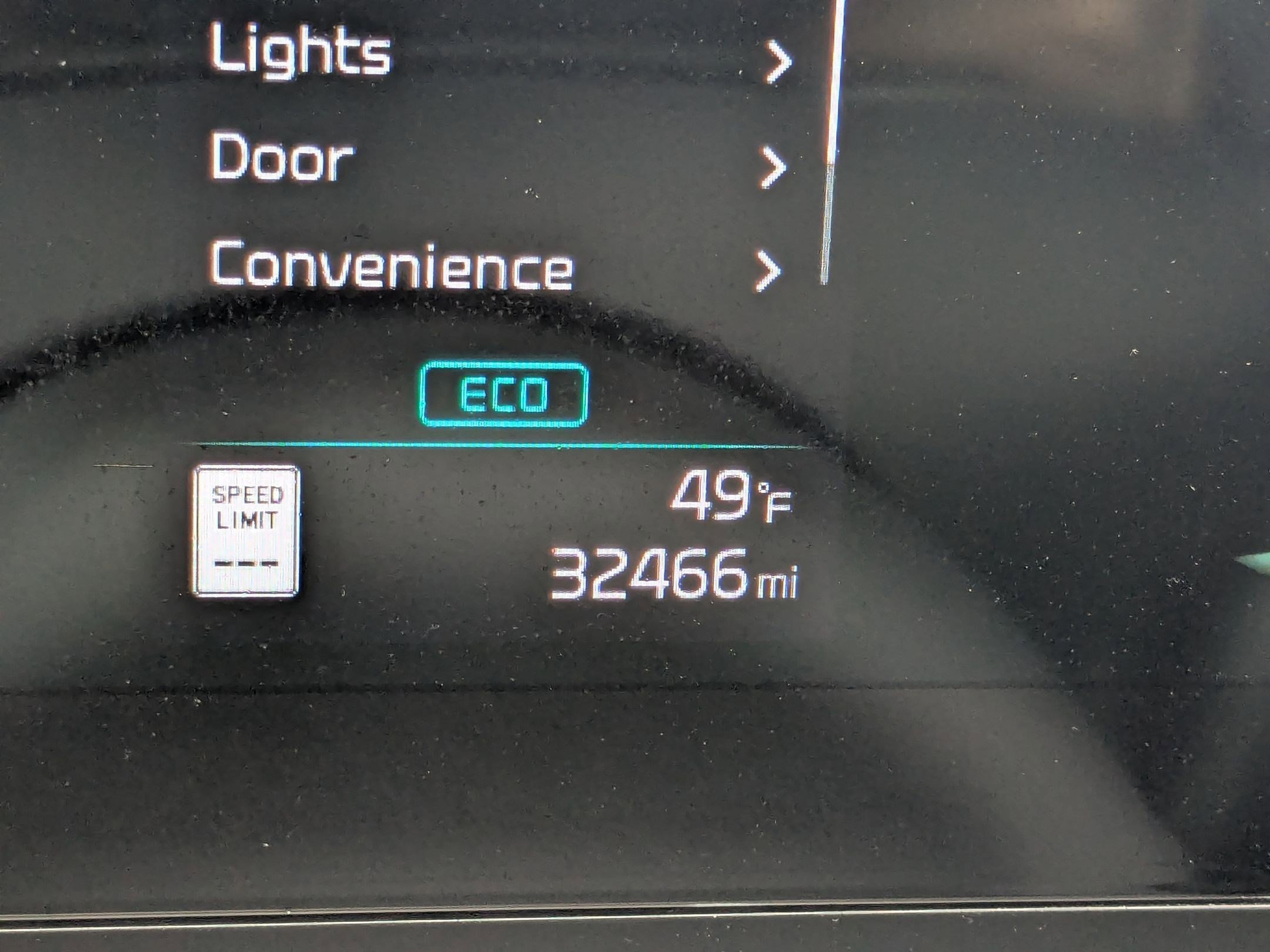 Used 2025 Kia Niro LX FWD image 23