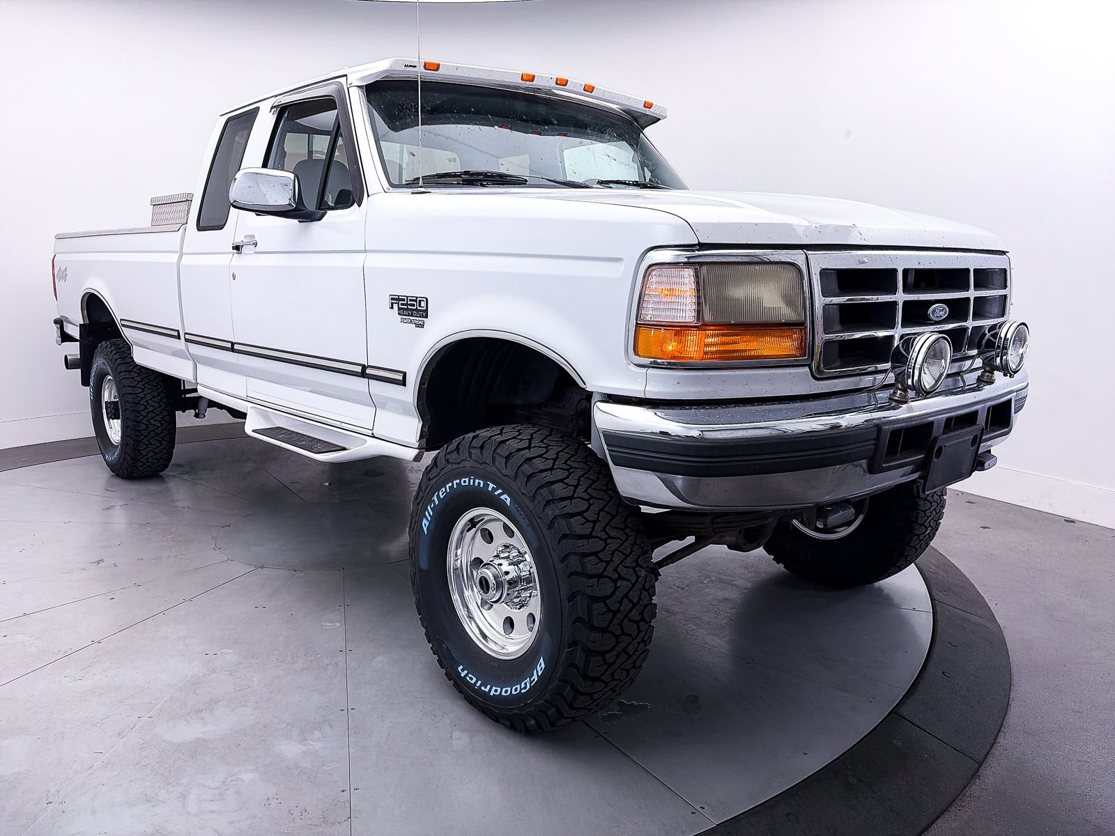 Used 1997 Ford F250 4x4 SuperCab Heavy Duty image 12