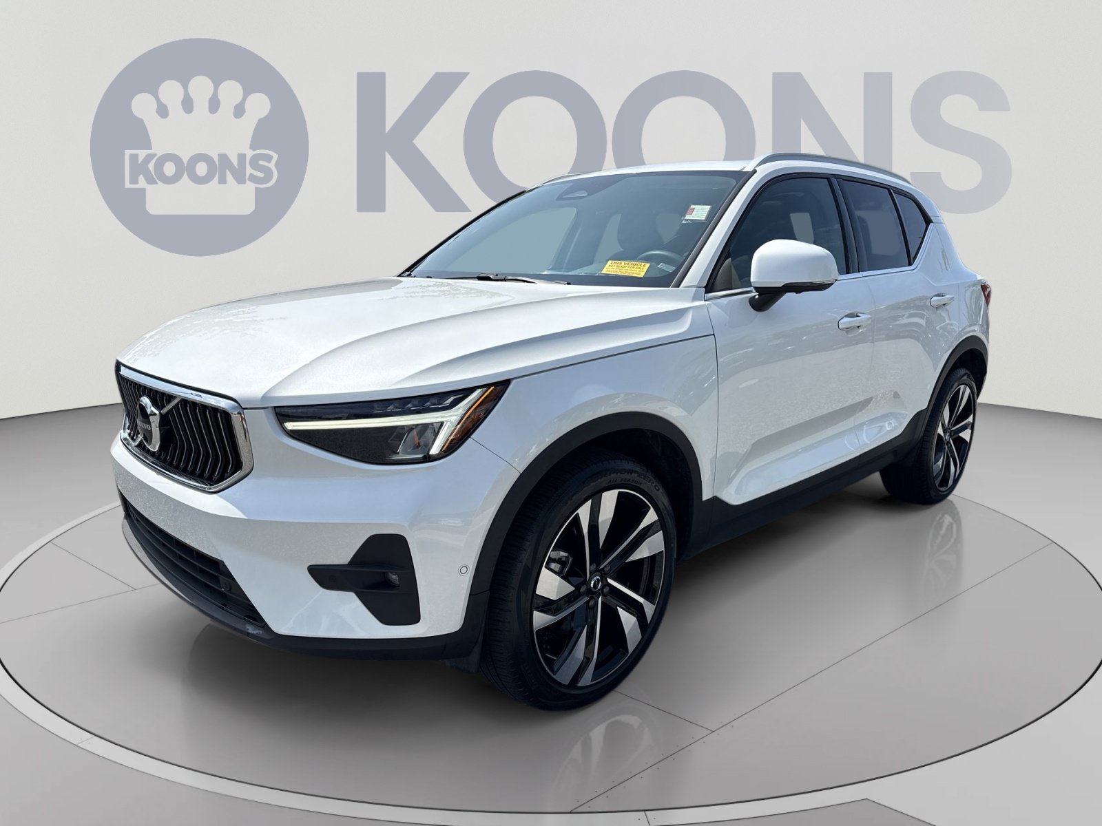 Certified 2023 Volvo XC40 B5 Plus w/ Protection Package Premier AWD/4WD image 1