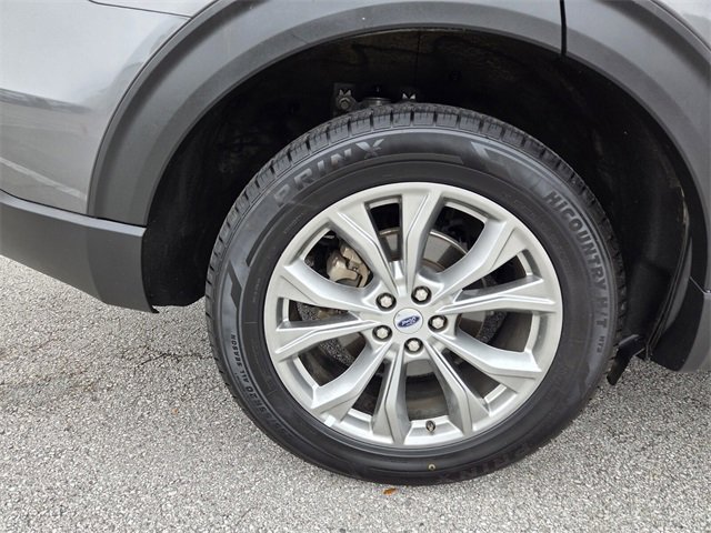 Used 2023 Ford Explorer Limited image 23