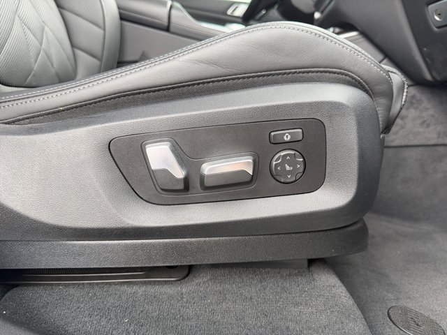 Certified 2025 BMW X5 xDrive40i AWD/4WD image 16